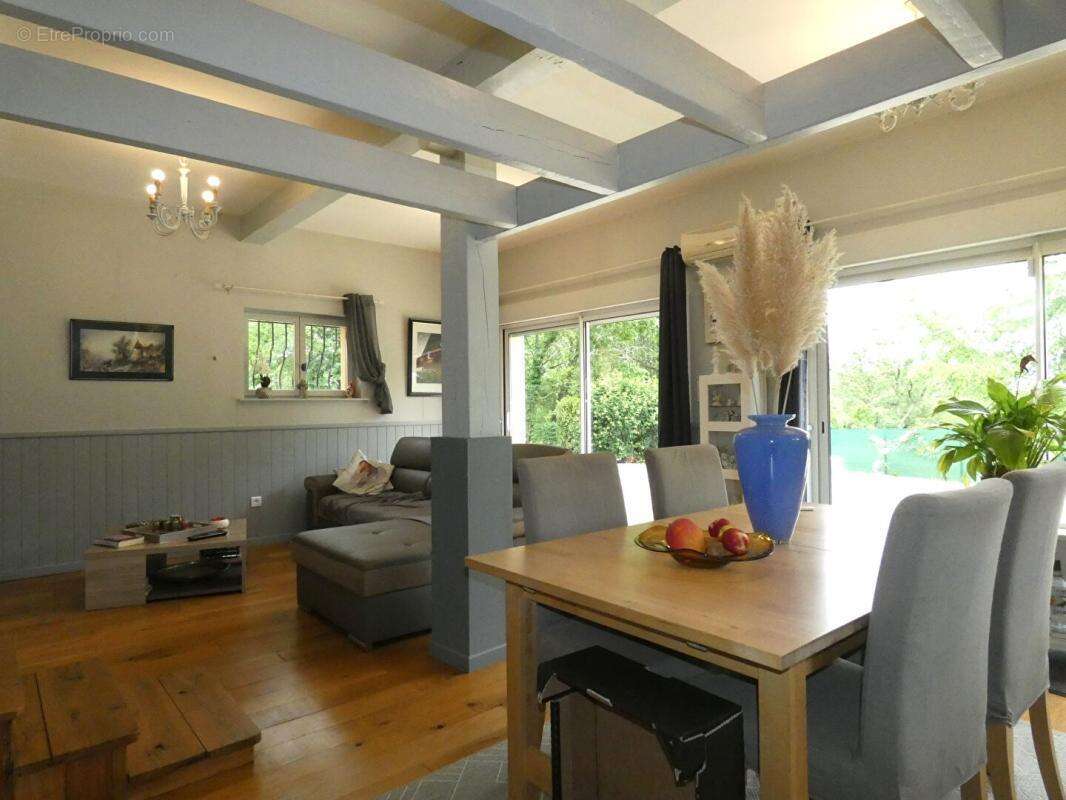 Maison Chourgnac 9 pièce(s) 260 m2 - photo 18
