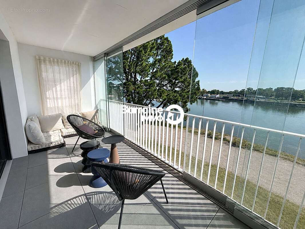 Bien d'exception /Esplanade du Pérystyle à Lorient/Appartement Lorient 3 pièce(s) 66.03 m2 - photo 3