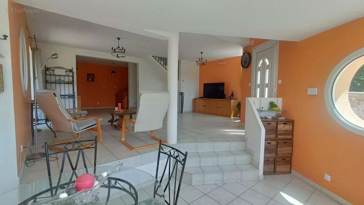 Photo 6 - Maison à CHATEAU-THIERRY