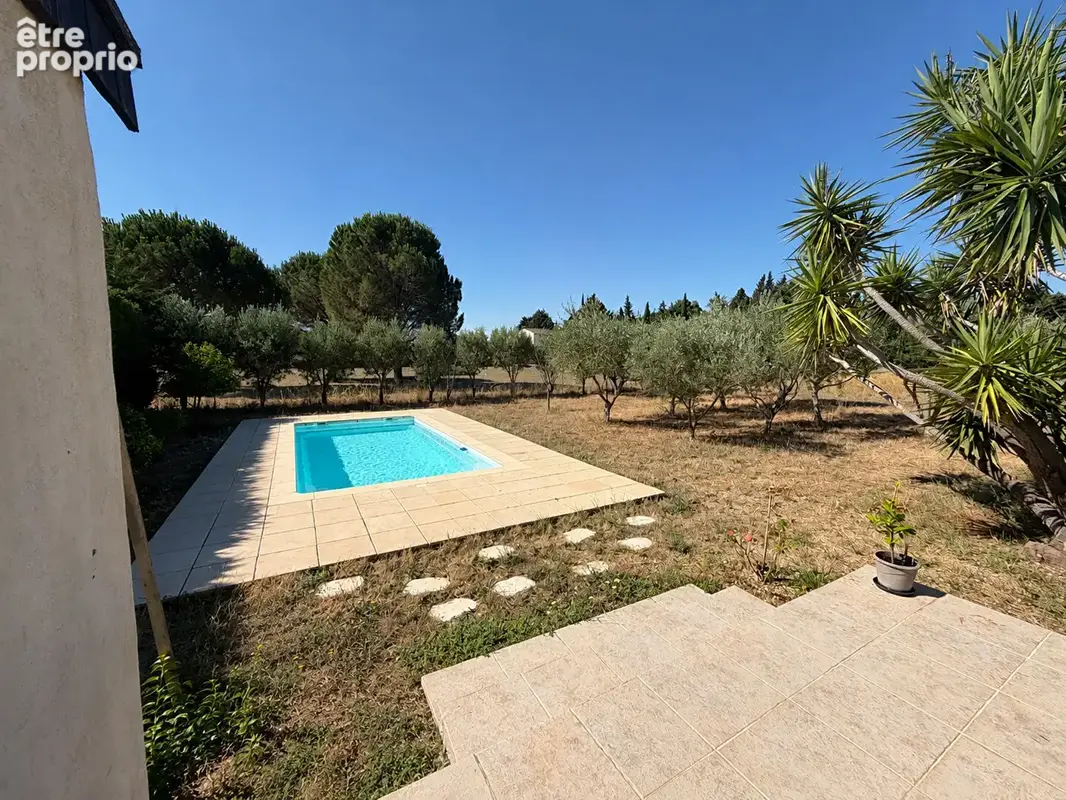 ARLES  : Maison d'exception sur un  terrain 4500m². Sans vis à vis. - photo 3