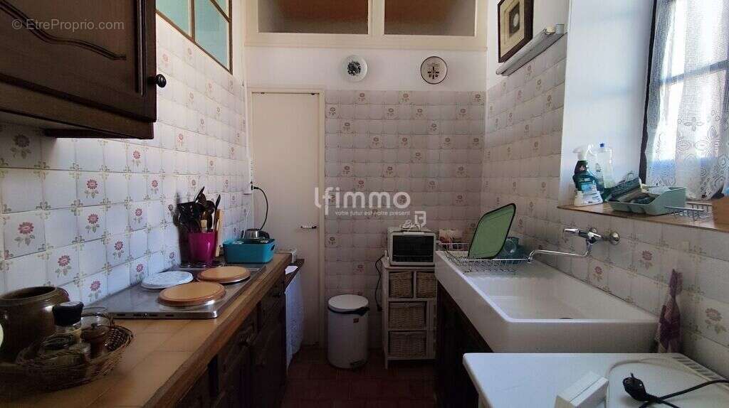 Appartement à PEYRUIS