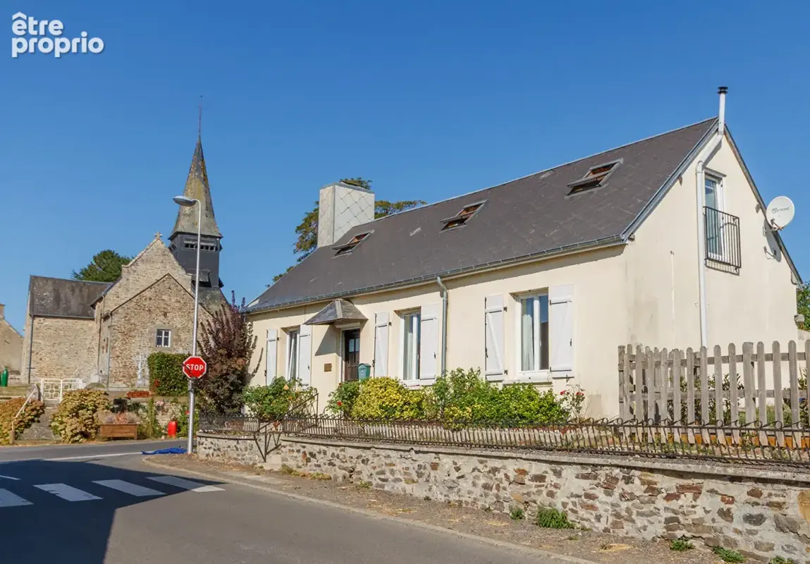 Maison à MONTSECRET