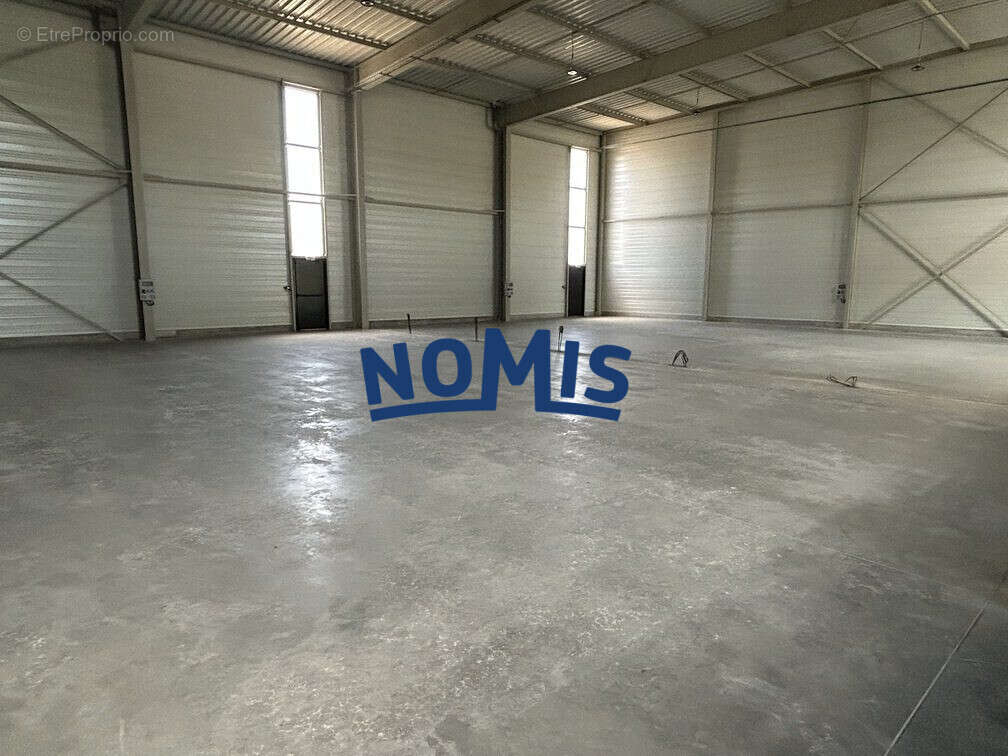 Commerce à LE BIGNON