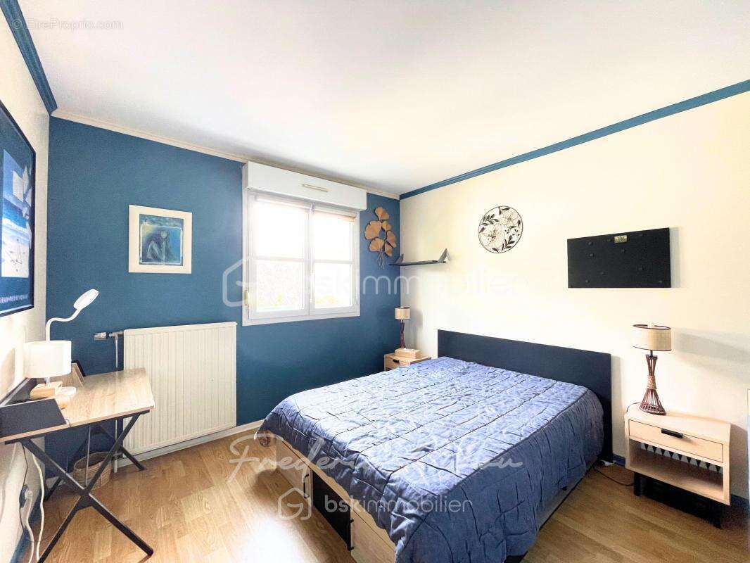 Maison à BUSSY-SAINT-GEORGES