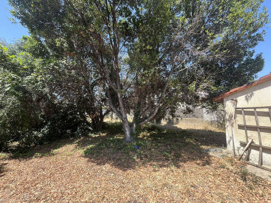 Maison de style comprenant 2 logements sur 1540m2 de parcelle divisible - photo 34