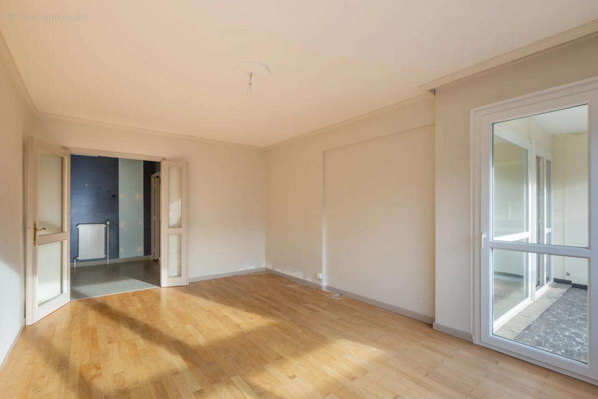 Appartement à CALUIRE-ET-CUIRE