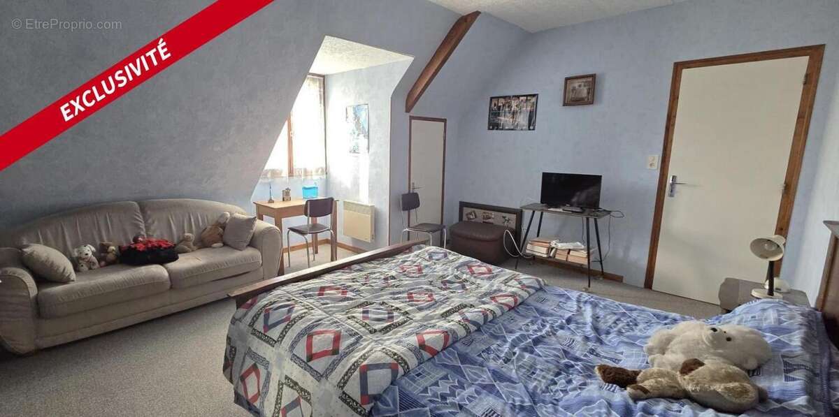 Maison à BAGUER-MORVAN