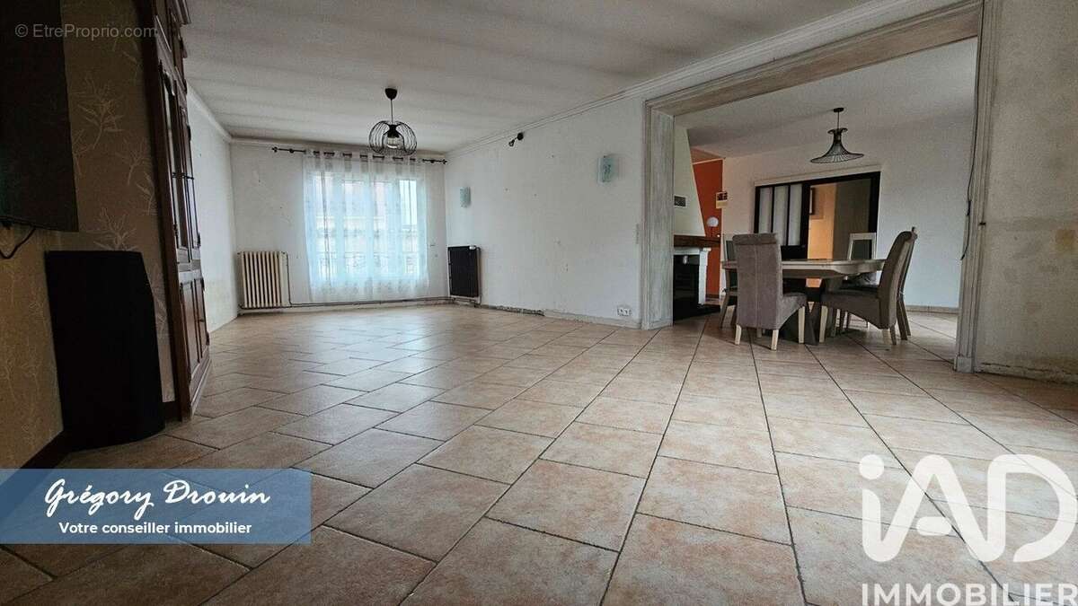 Photo 2 - Maison à CHATEAU-LANDON