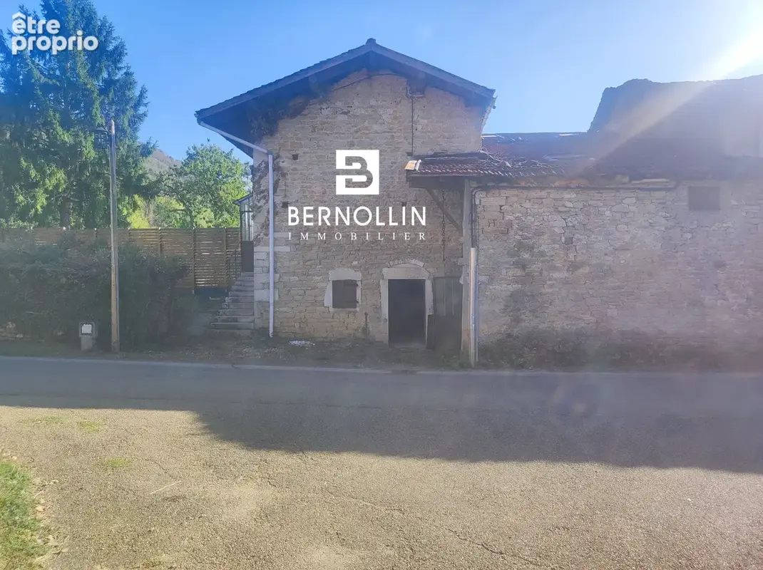 Maison de village mitoyenne à rénover en pierre de 90 m2 avec terrain à Cuisiat - photo 11