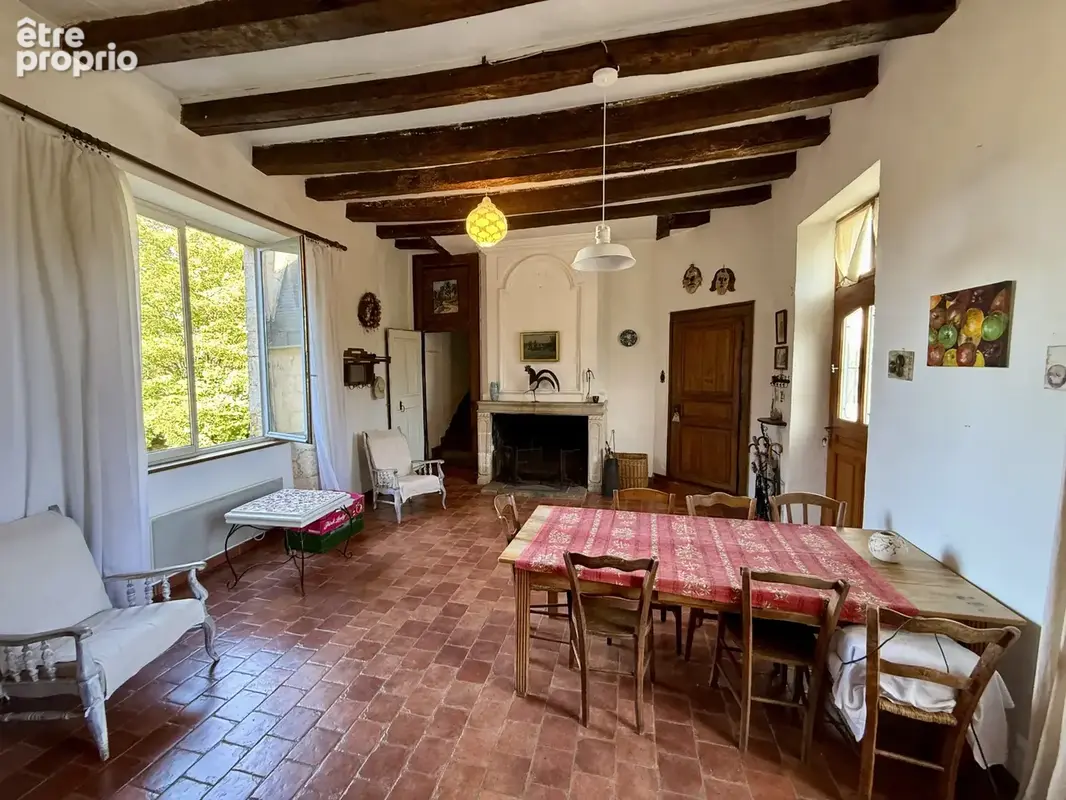 Manoir des XVᵉ & XVIᵉ siècles de 450 m2  dont 300 m2 déjà aménagés sur 880 m2 de terrain - photo 11