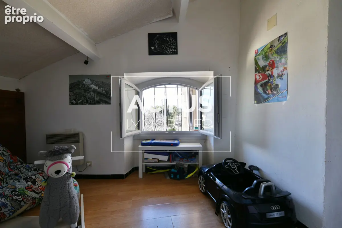 Maison 5 pièces 84 m² à vendre à Mouries (13890) - photo 7