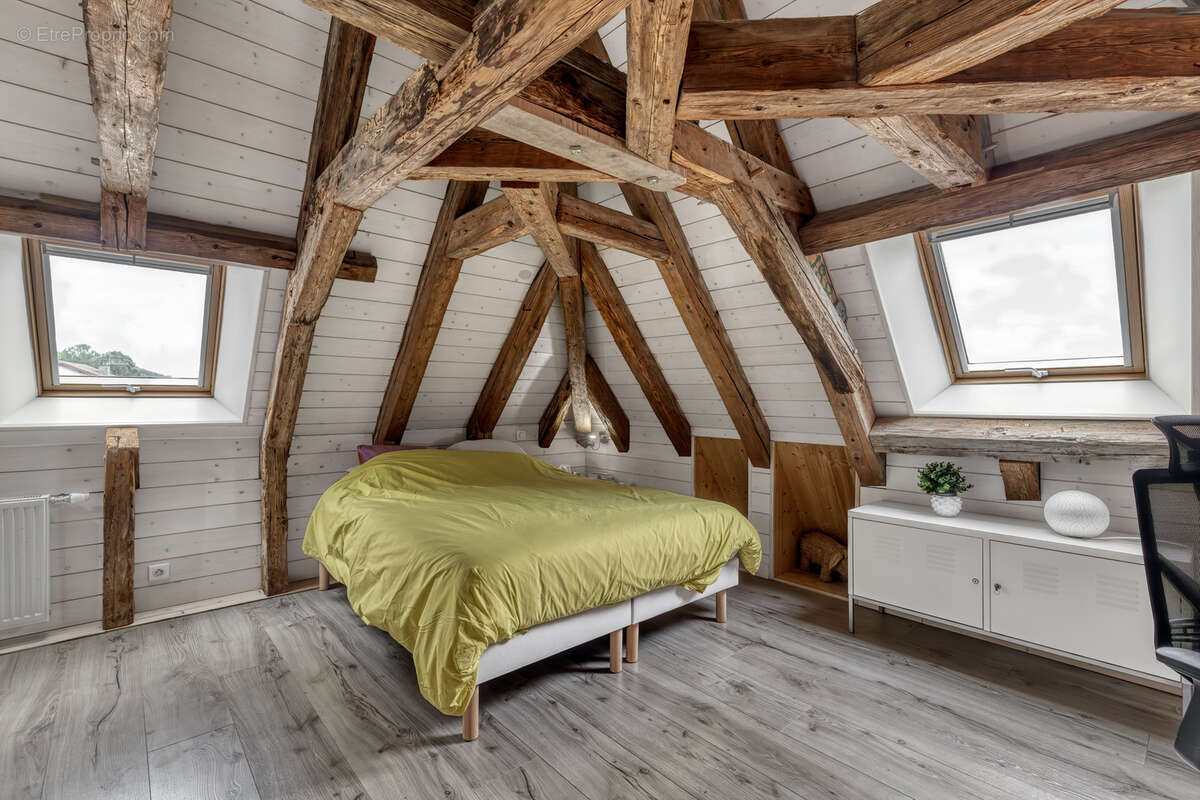 Maison à DIVONNE-LES-BAINS