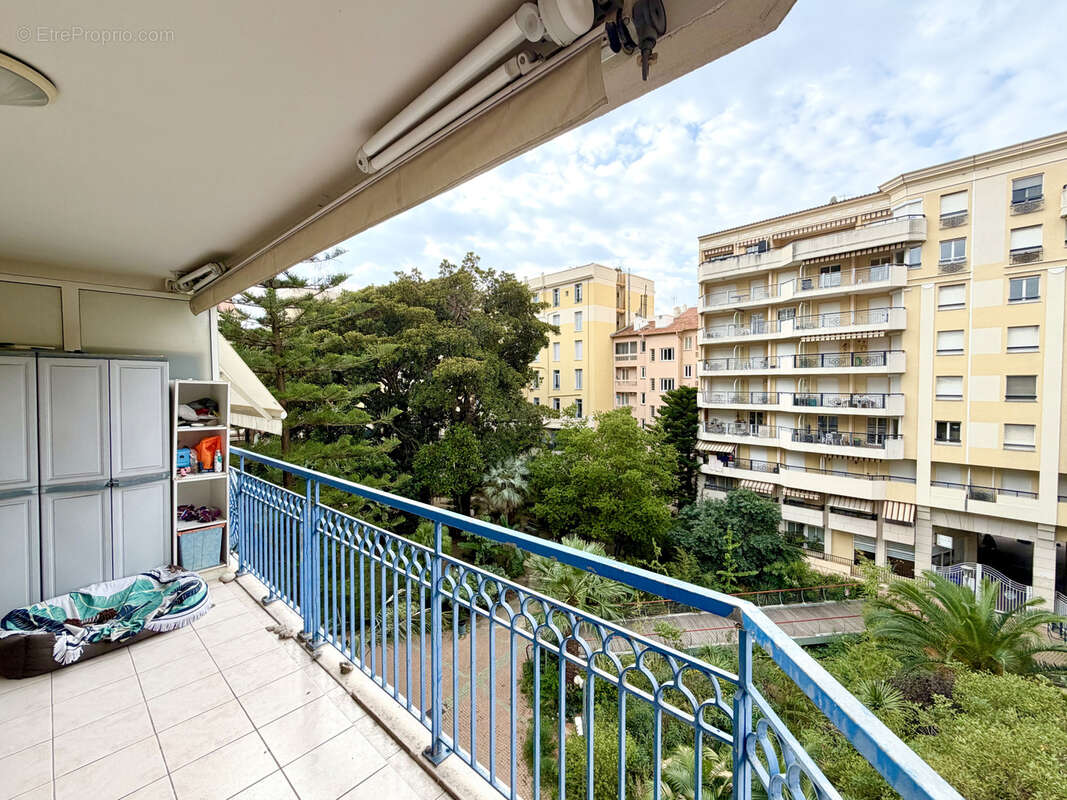 Appartement à MENTON