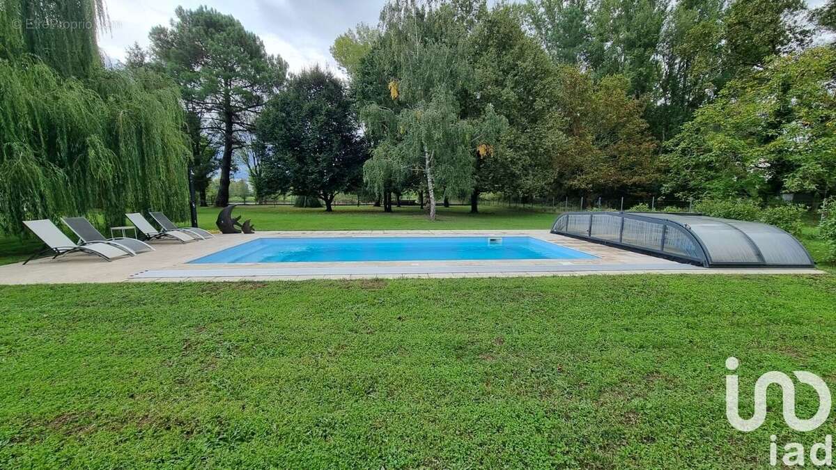Maison 109 m² à Saint-Pey-De-Castets  - photo 2