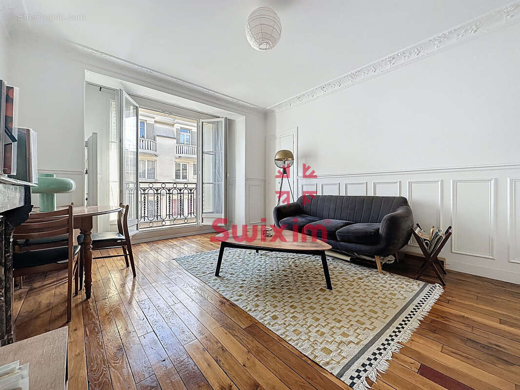 Appartement à PARIS-11E