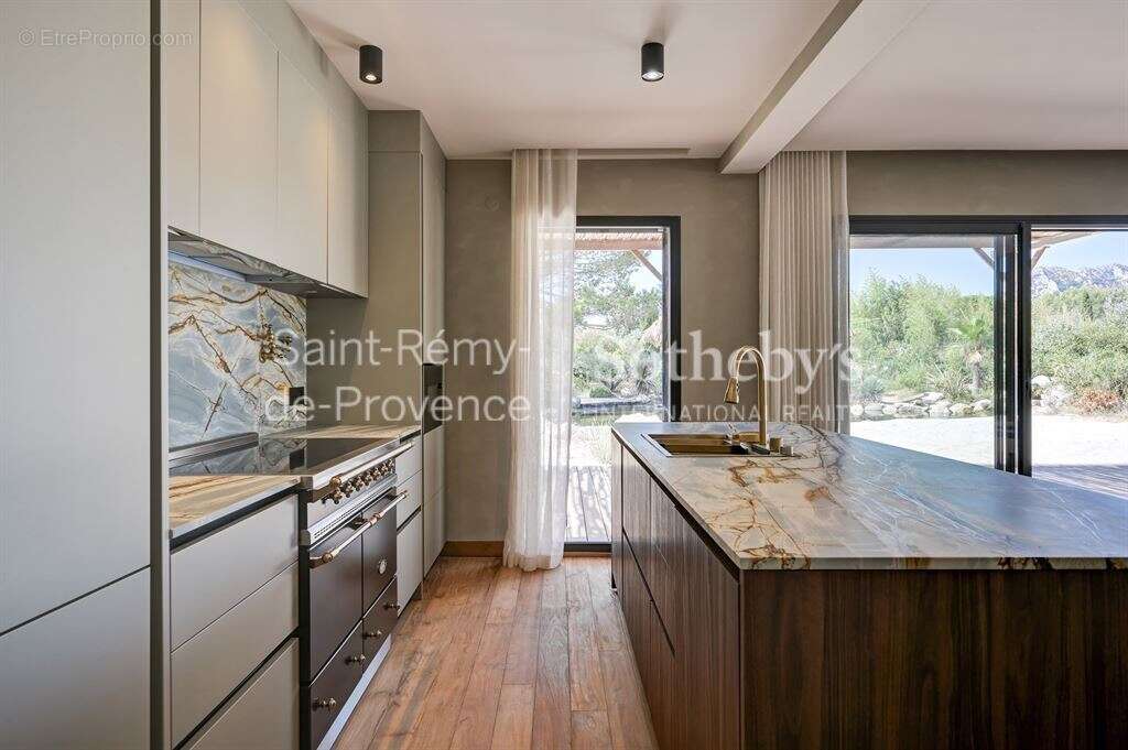 Villa contemporaine parfaitement équipée, vue Alpilles et emplacement privilégié - photo 12