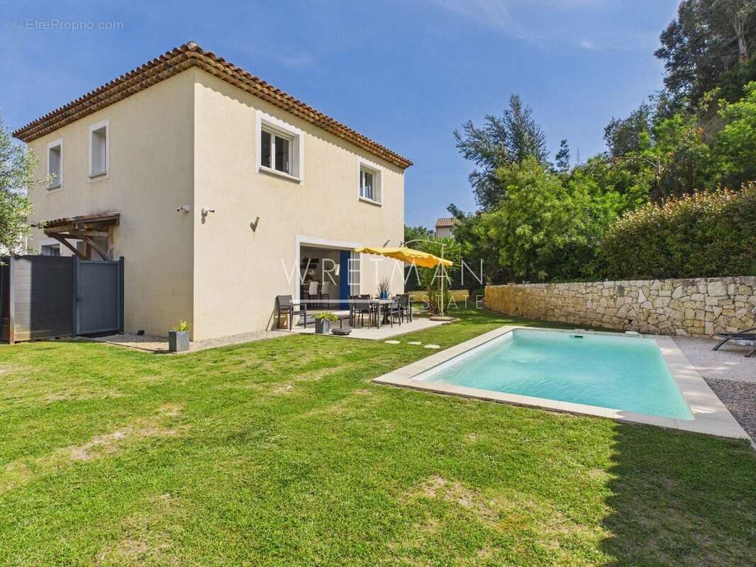 Maison à PEGOMAS