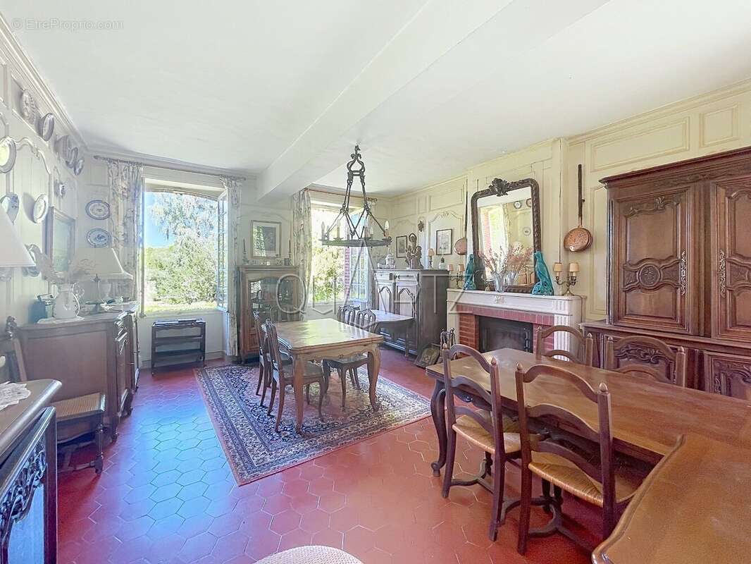 Charme et campagne pour cet ancien presbytère - photo 13