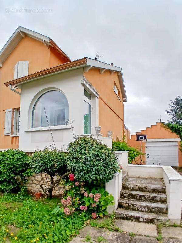 Maison à LUISANT