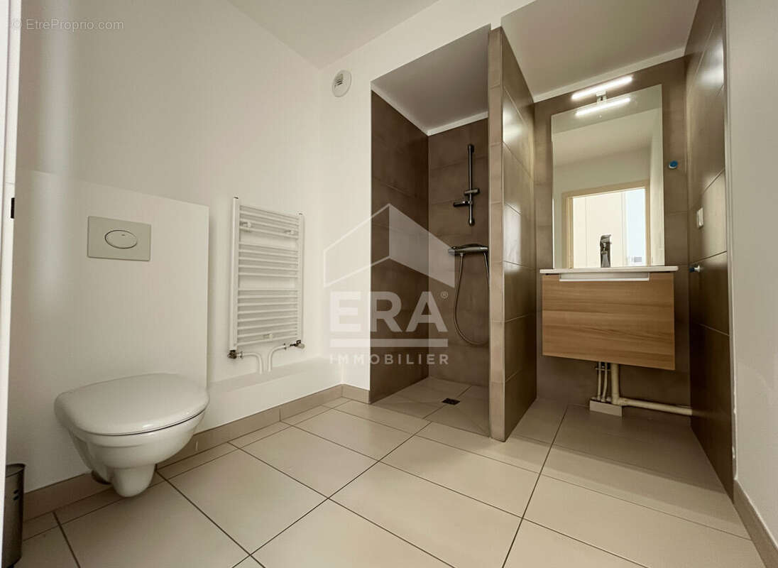 Appartement à MARSEILLE-7E