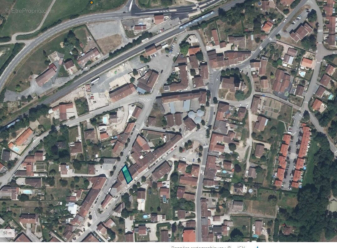 Appartement à SAINT-PAUL-DE-VARAX