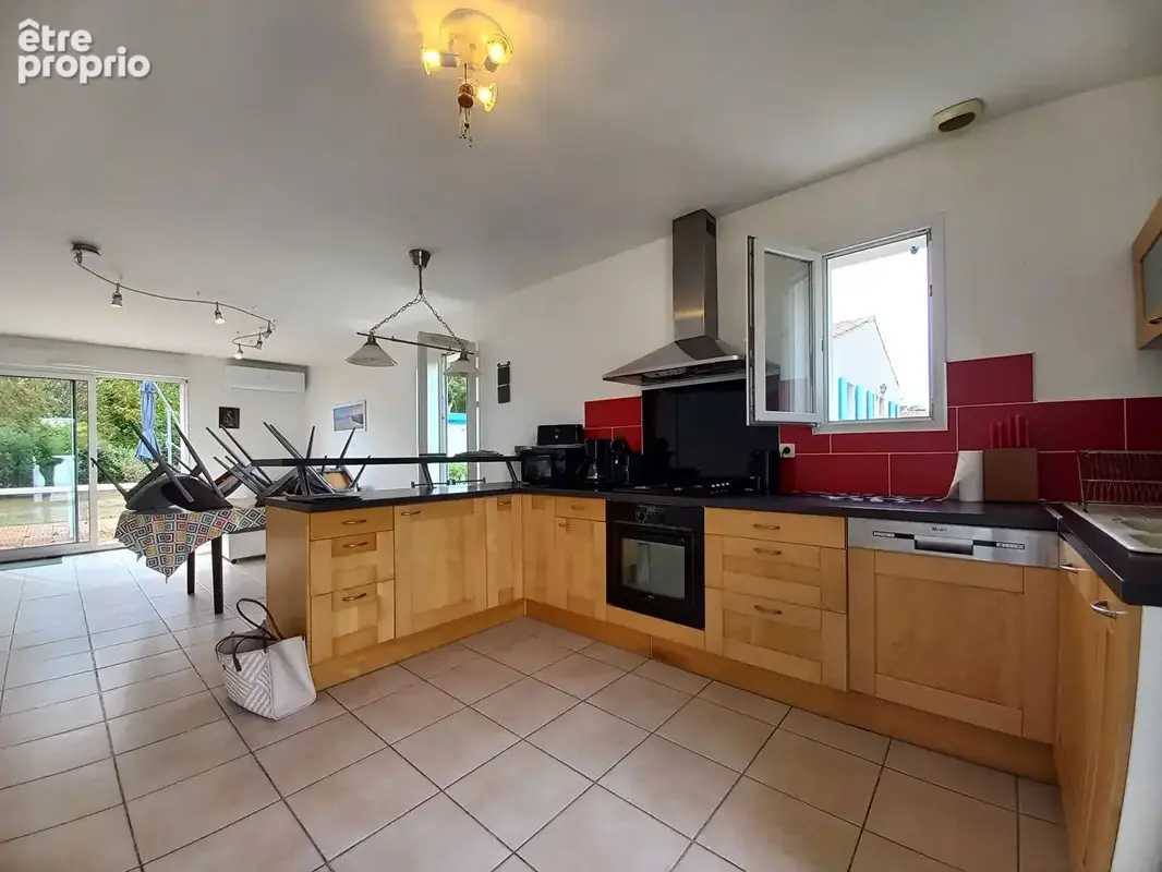 À découvrir : maison 4 chambres avec terrasse et climatisation réversible - photo 7