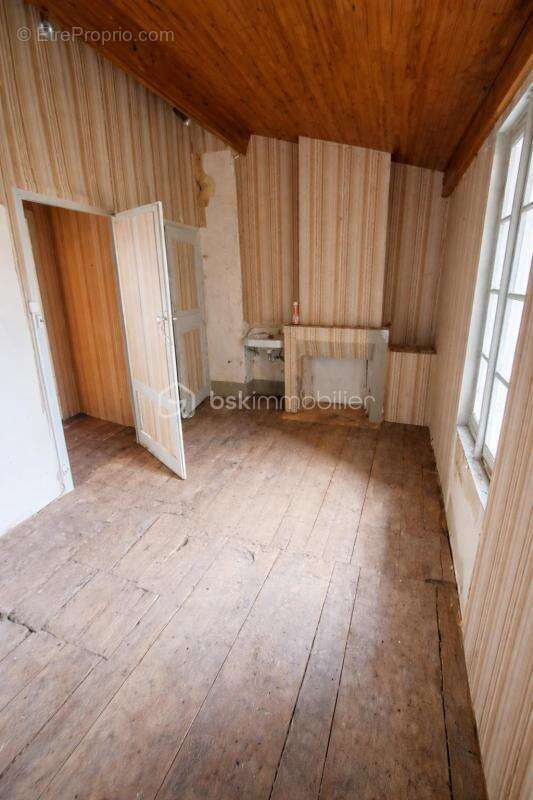 Maison à LA BASTIDE-DE-SEROU