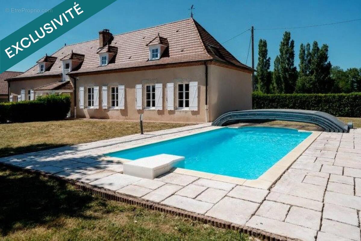 Photo 1 - Maison à VICHY