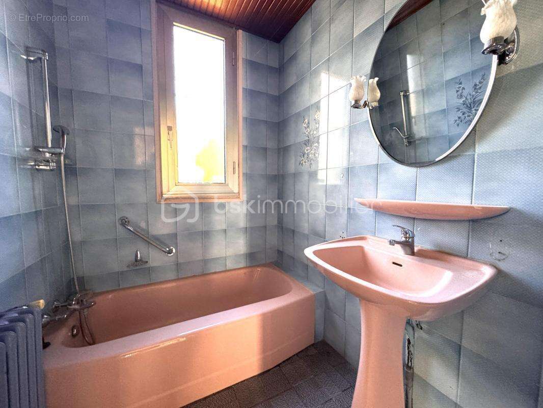 Maison à MIRAMAS