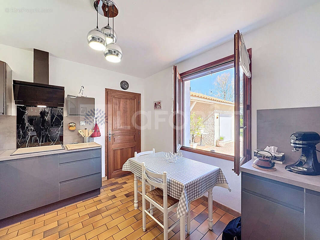 Maison à LA GRIMAUDIERE