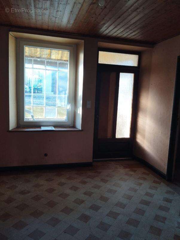 Maison à LE THILLOT