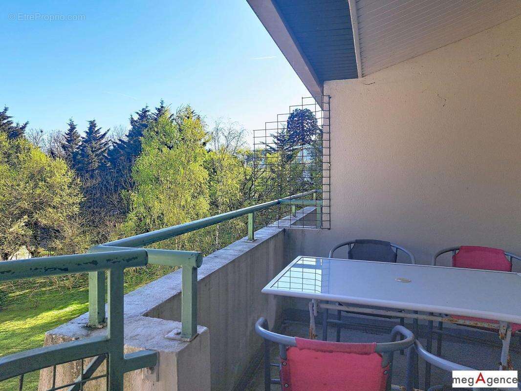 Appartement à REZE
