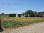 Photo 1 - Terrain à L&#039;ABERGEMENT-SAINTE-COLOMBE