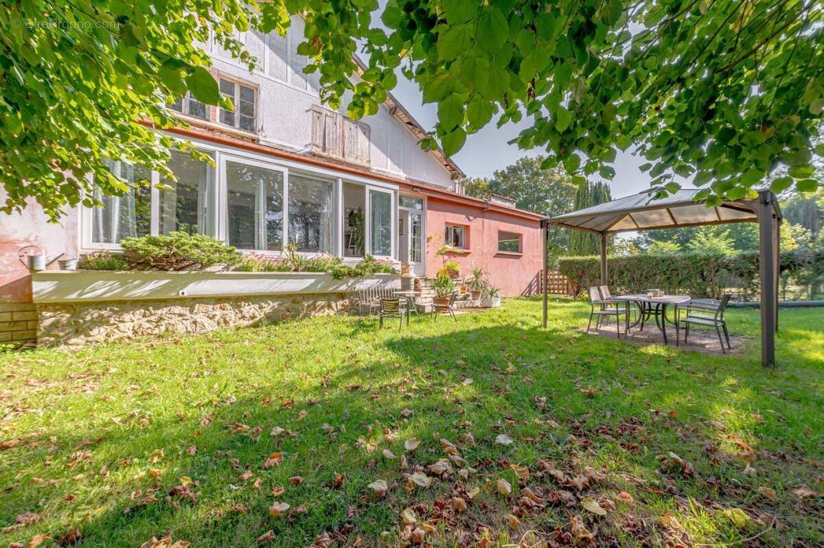 Maison à SOISY-SUR-SEINE