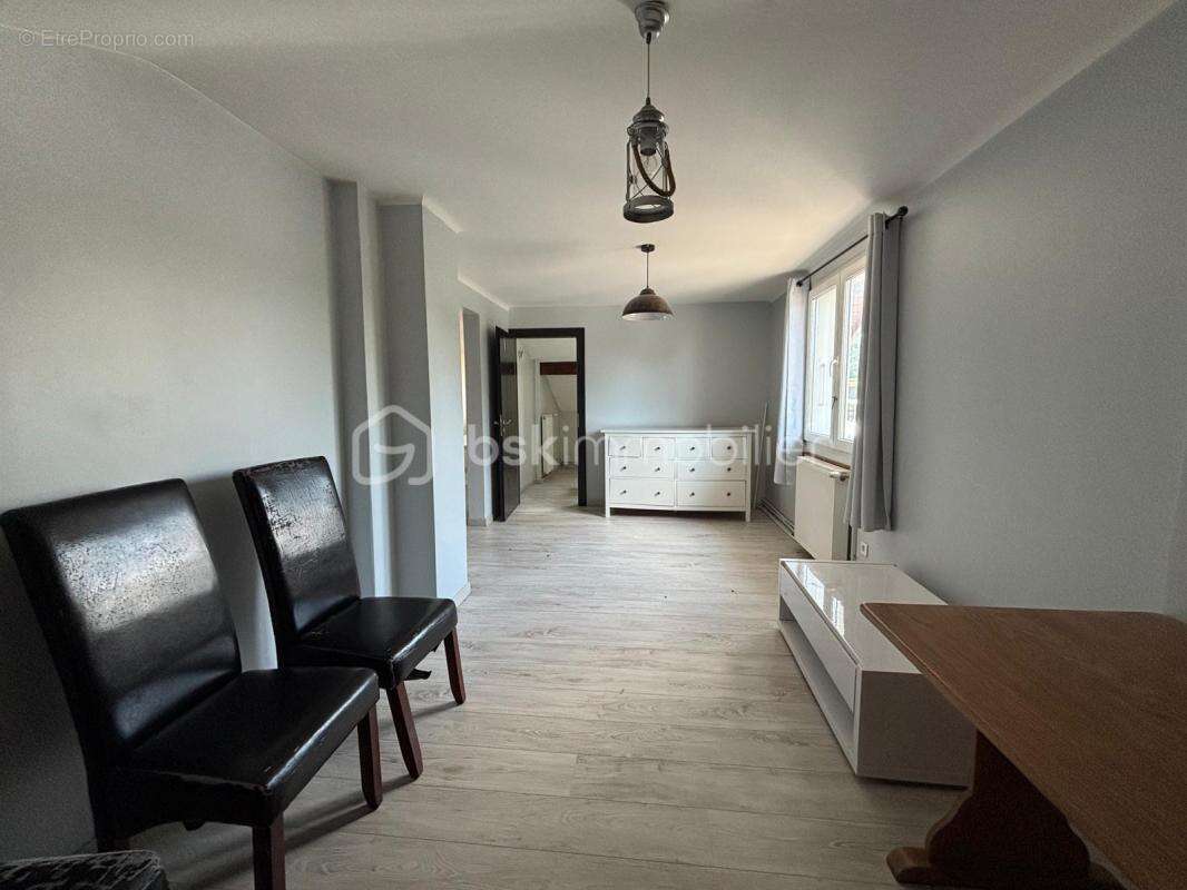 Appartement à DOUVAINE