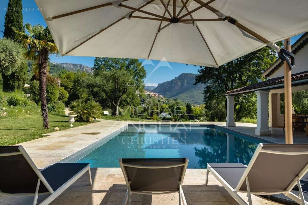 Maison à LE BAR-SUR-LOUP