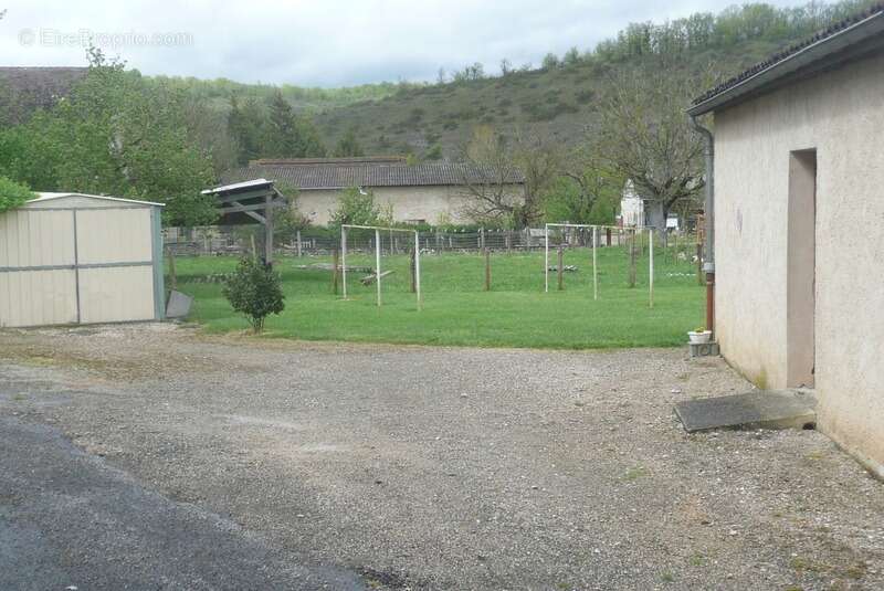 Maison à SAINT-CHAMARAND