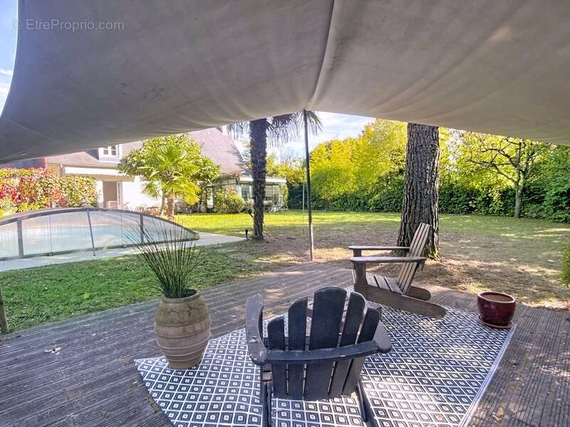 Maison à SAINT-CYR-SUR-LOIRE