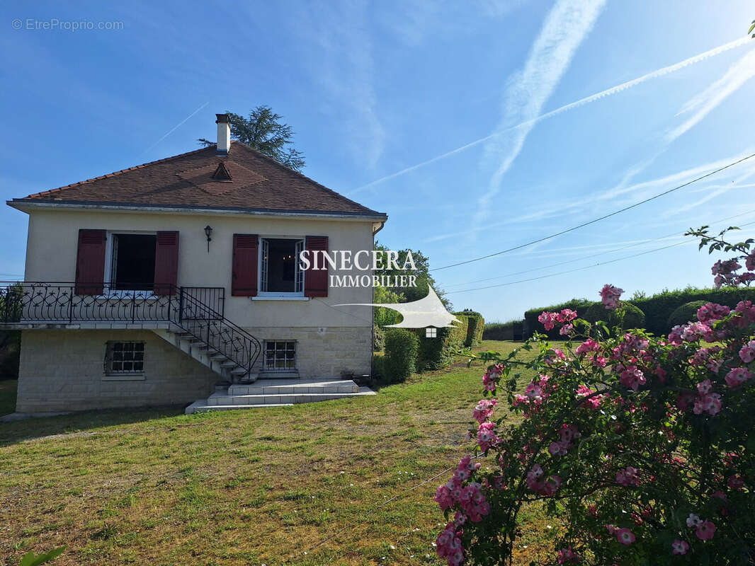 Maison à BOURDEILLES