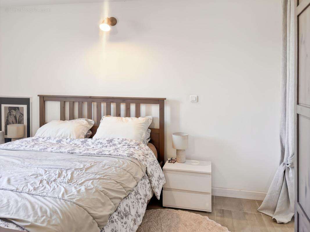 Maison à LIVRON-SUR-DROME