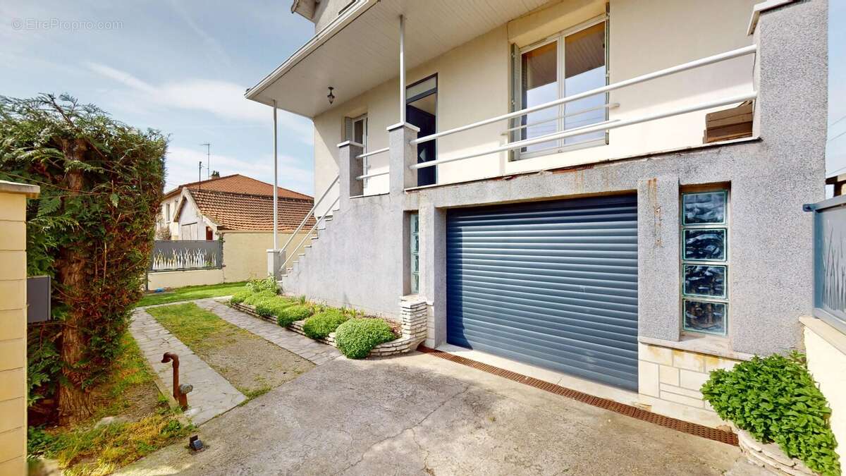 Maison à MONTFERMEIL