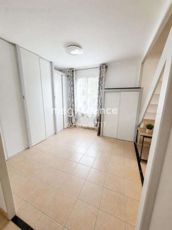 Belle maison : volumes, calme et  terrain arboré ! - photo 12