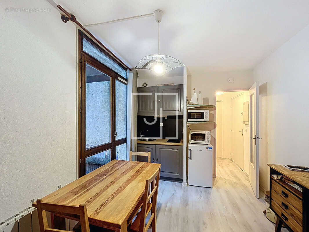 Appartement à SAINT-PONS