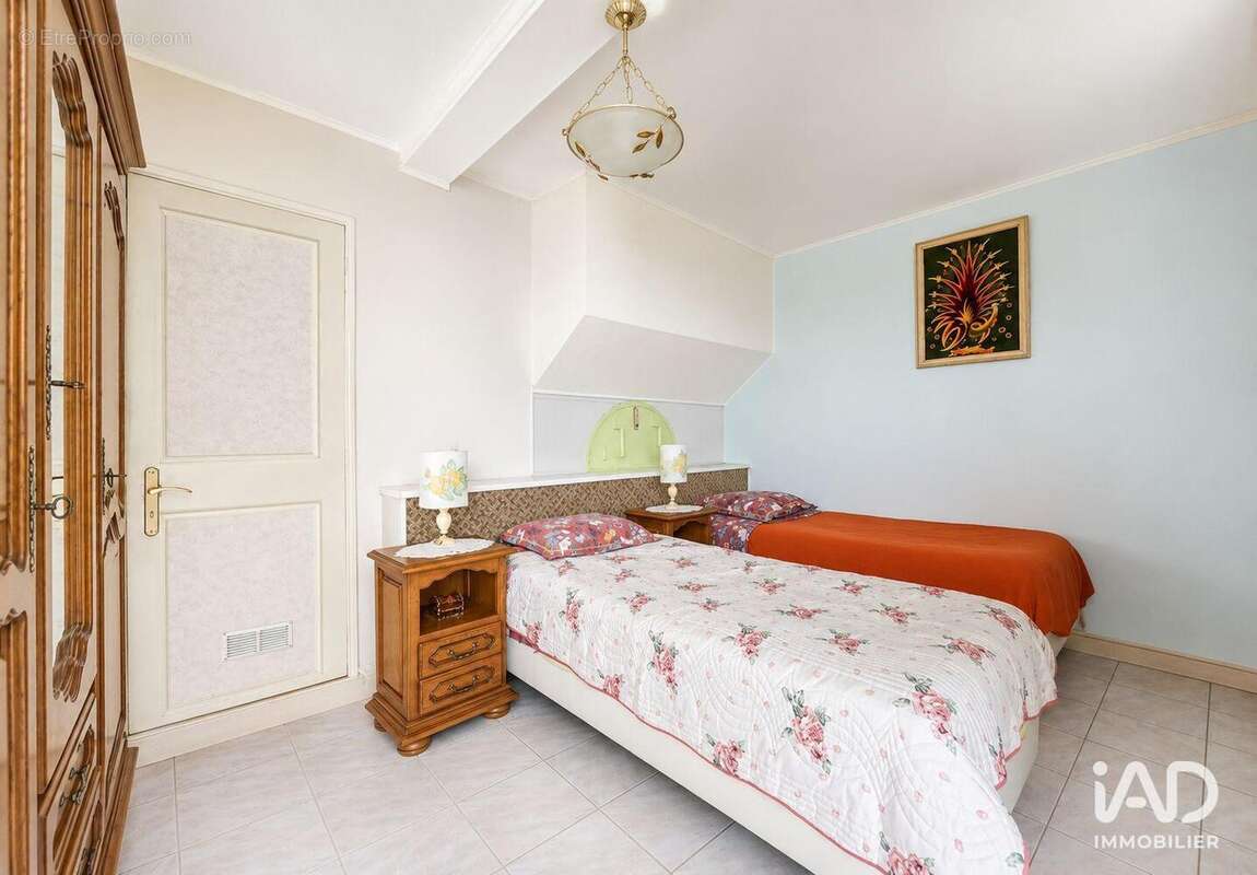 Maison 88 m² à Noyarey  - photo 9