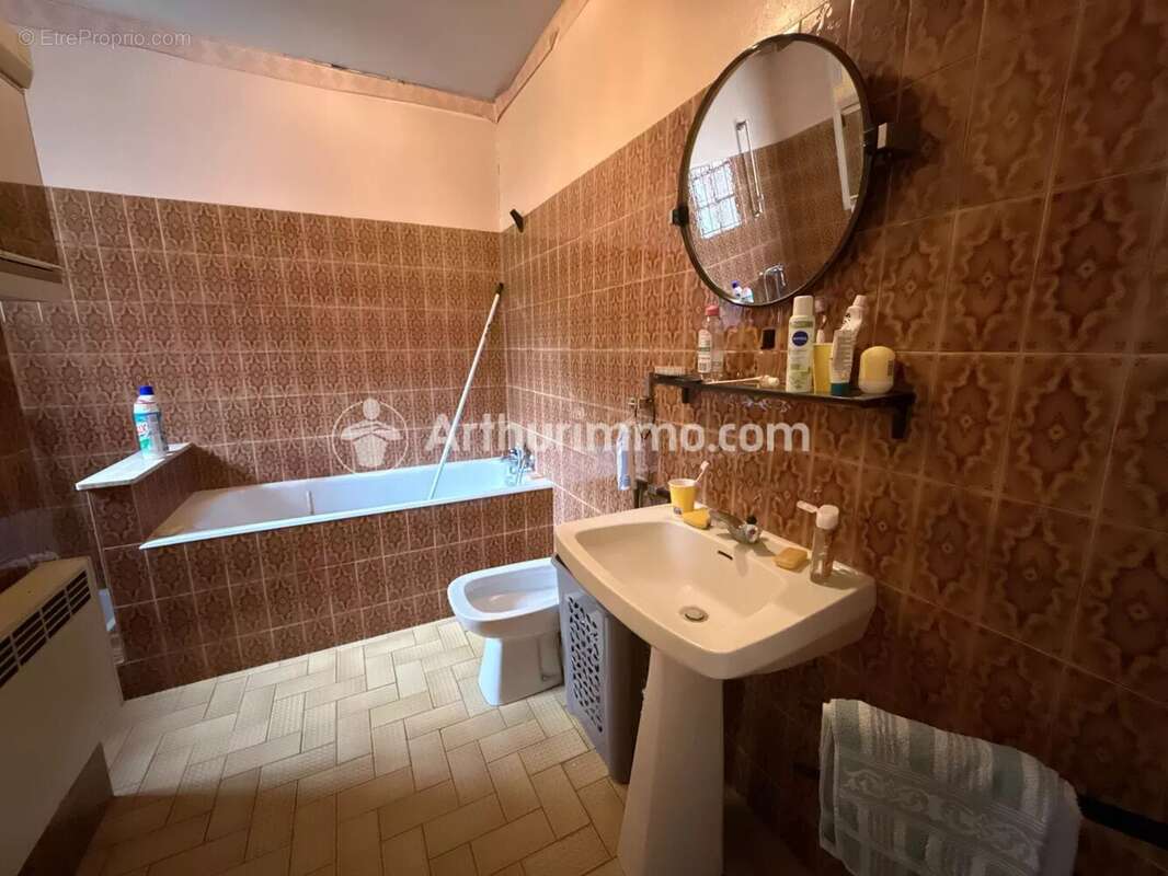 Maison à SAINT-ASTIER