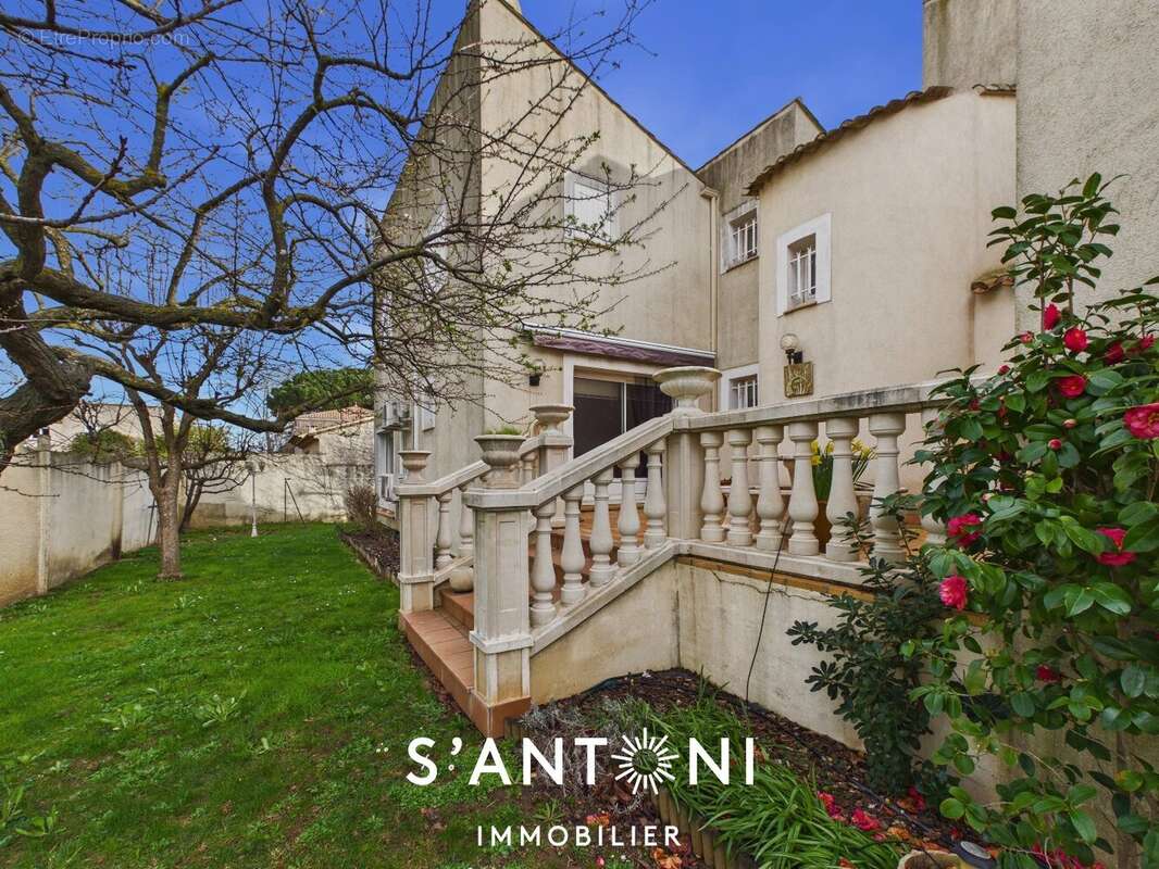 Maison à VILLENEUVE-LES-BEZIERS