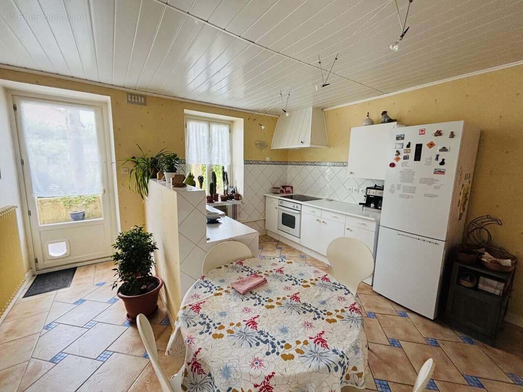 Maison 188 m² à Montchenu  - photo 3
