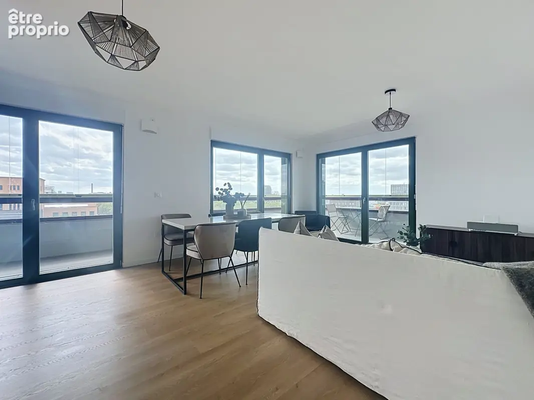 Appartement 3 pièces 78 m² à vendre à Saint-Denis (93200) - photo 2