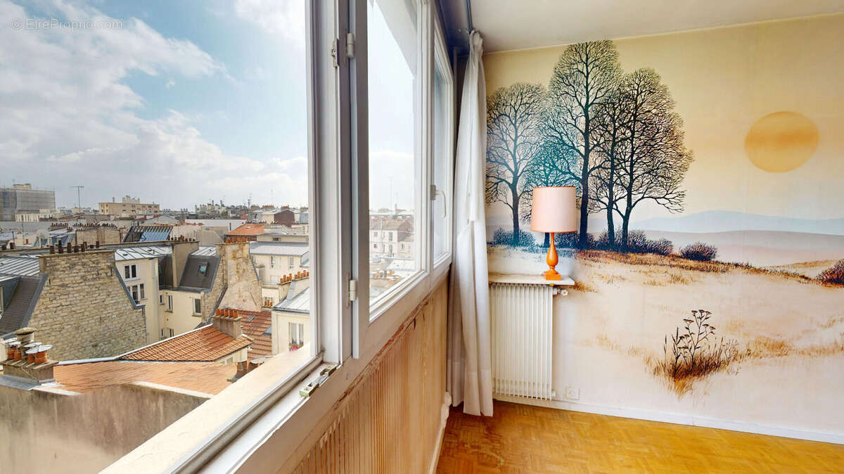 Appartement à PARIS-14E