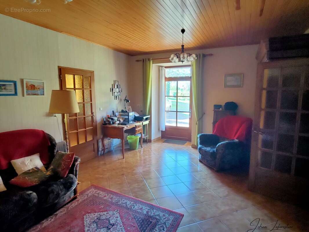 Maison à SAINT-GENARD